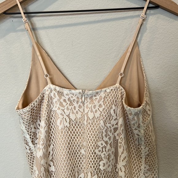 ASTR the Label Nude and Orange Lace Overlay V Neckline Slip Dress - Picture 7 of 9